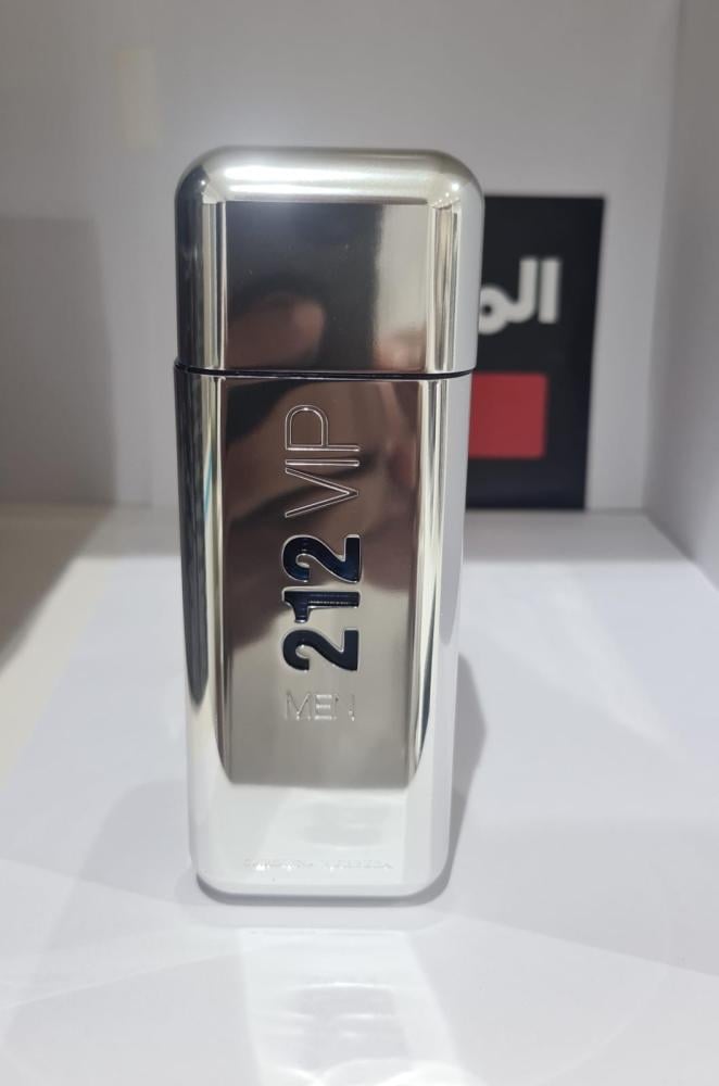 Carolina Herrera 212 VIP Men Are You On The List EdT 100 ML Tester