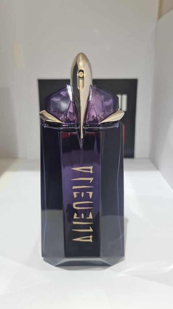 Alien Thierry Mugler EdP 90 ML Testerالين ثيري ماغلير نسائي ب 90 مل تستر